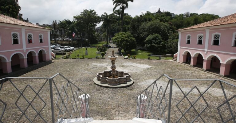 Restauração da Fonte Histórica do Arquivo Público da Bahia: Contrato Firmado e Detalhes Relevantes