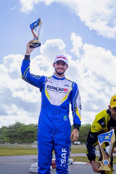 Thiago Rios, Campeão Baiano de Kart, Estreia na Copa Hyundai HB20 e Almeja a Stock Car Thiago Rios, Campeão Baiano de Kart, Estreia na Copa Hyundai HB20 e Almeja a Stock Car
