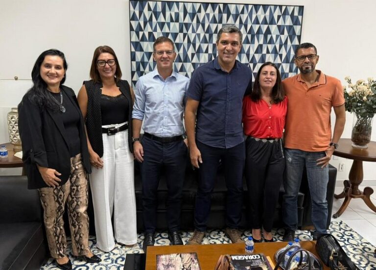 Visita Institucional: Prefeito Otoniel Teixeira Recebe Diretoria da Rede Bahia em Barreiras