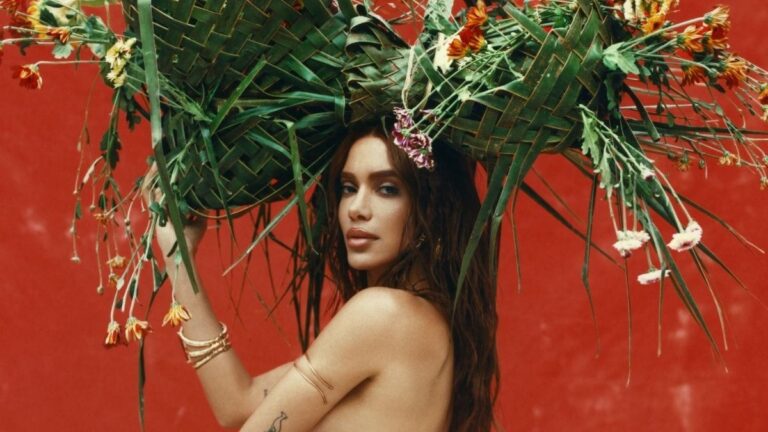 Anitta Lança 'EQUILIBRIVM': Um Álbum Brilhante com Raízes no Candomblé e MPB