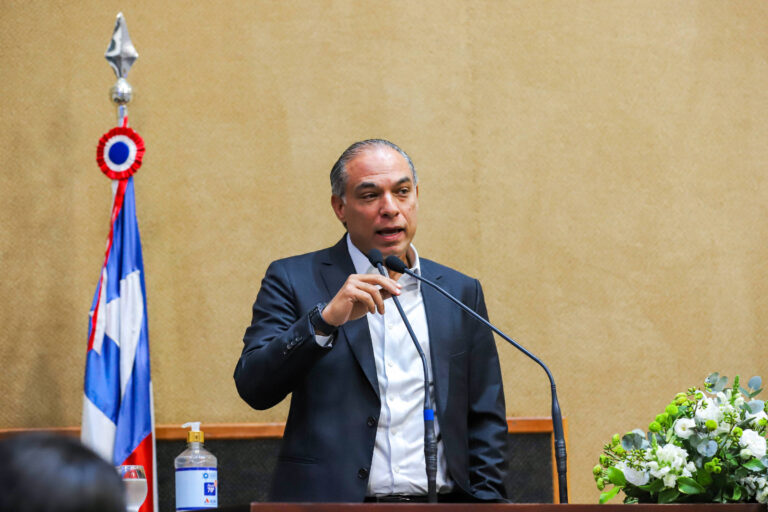 Associações Baianas Recebem R$ 8,2 Mi de Crédito Falso do Banco Master Associações Baianas Recebem R$ 8,2 Mi de Crédito Falso do Banco Master