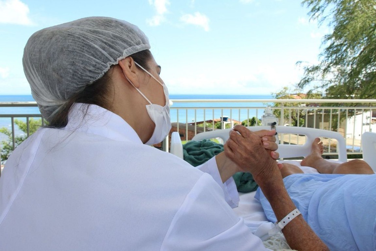 Bahia Adere ao Plano Nacional de Cuidados e Cria Grupo para Implementação Estadual Bahia Adere ao Plano Nacional de Cuidados e Cria Grupo para Implementação Estadual