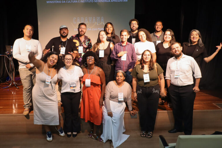 Bahia Oferece Mentorías Online Gratuitas para Fortalecer a Formação Cultural