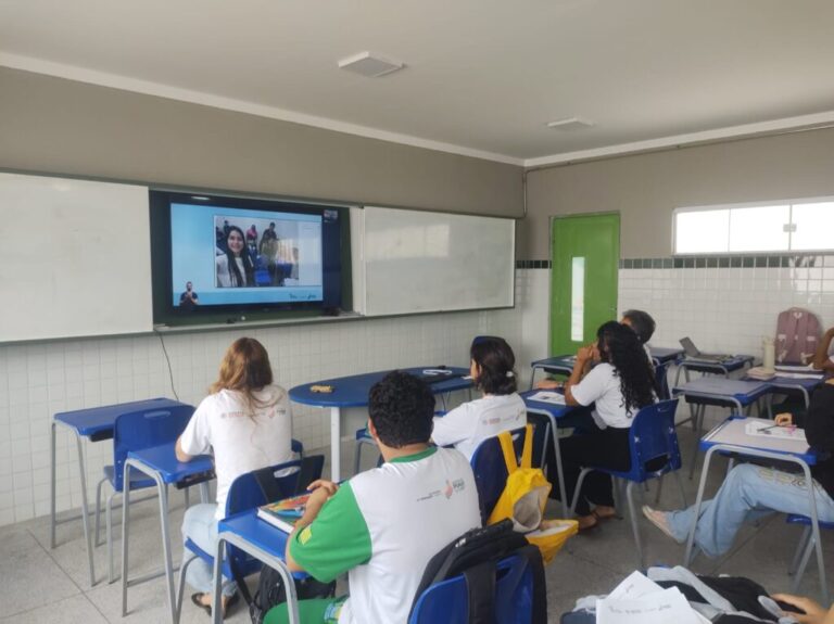Canal Educação Revoluciona o Ensino no Piauí com Tecnologia Canal Educação Revoluciona o Ensino no Piauí com Tecnologia