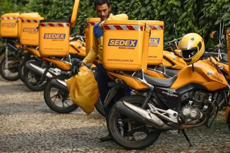 Correios: 30% de Adesão ao PDV 2026 e Economia Bilionária em Foco