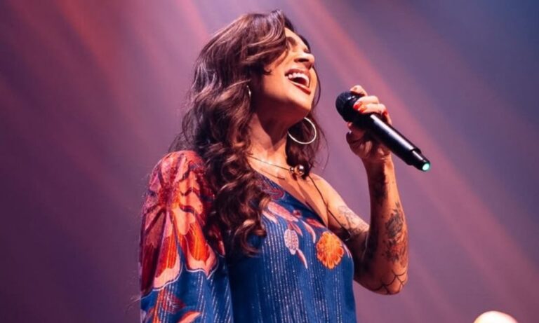 Daniela Araújo Realiza Seu Primeiro Show Gospel em Feira de Santana