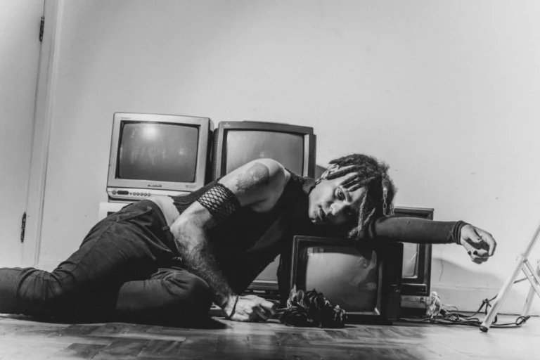 EGITOROCK: Novo EP VIDA LÓKI Marca a Ascensão do Músico no Underground Paulistano