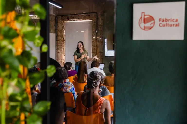 Fábrica Cultural Impulsiona Empreendedores Criativos em Salvador com Serviços Gratuitos
