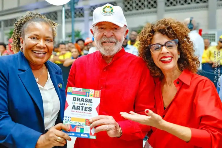Governo Lula Lança Política Nacional das Artes e Revoluciona a Cultura Brasileira
