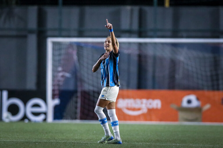 Grêmio Vence o Bahia na Oitava Rodada do Brasileiro Feminino com Golaços de Camila Pini