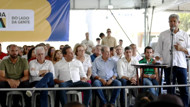 Inauguração de Colégio em Ipirá: Avanços em Educação e Infraestrutura na Bahia Inauguração de Colégio em Ipirá: Avanços em Educação e Infraestrutura na Bahia