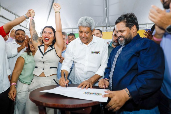 Jerônimo Aprova Investimento de R$ 20 Milhões para Mobilidade em Jaguaripe Jerônimo Aprova Investimento de R$ 20 Milhões para Mobilidade em Jaguaripe