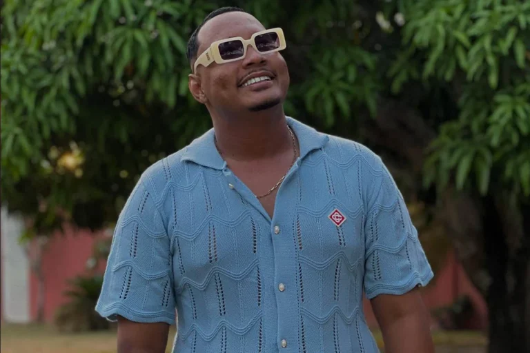 Músico de Netto Brito Sofre Acidente Elétrico em Show na Bahia - Atualizações