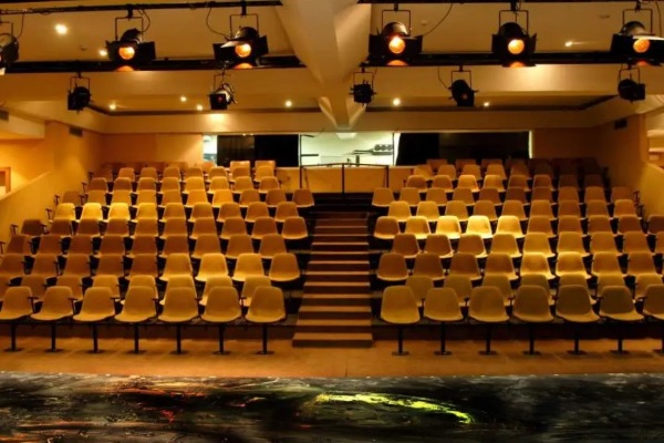 Oficina Gratuita Ensina Adaptação de Teatro para Cinema em Salvador Oficina Gratuita Ensina Adaptação de Teatro para Cinema em Salvador