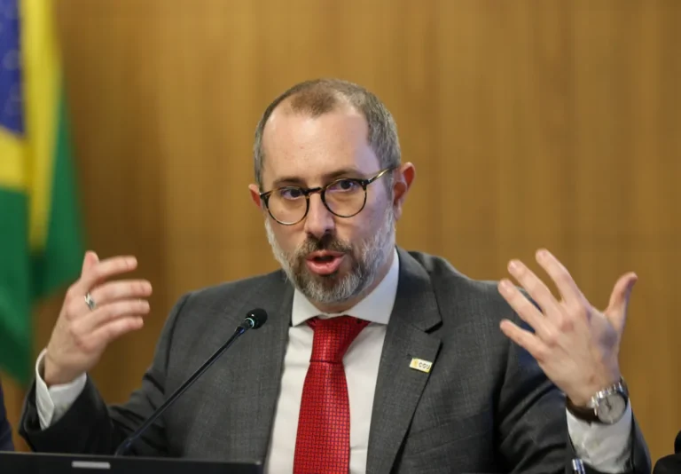 Polícia Federal e CGU: Operação Investiga Desvio de Recursos em Licitação na Bahia