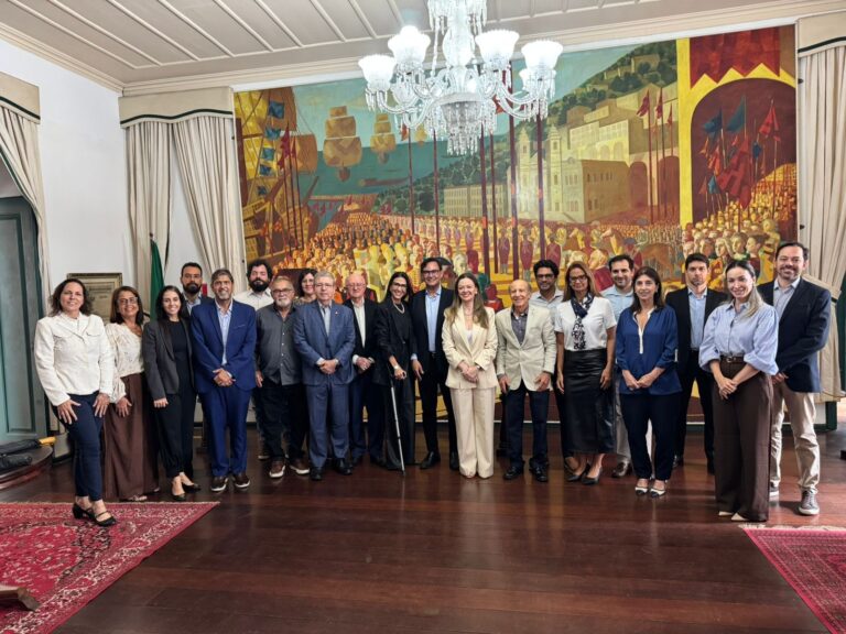 Sedur e ACB: Iniciativas para Revitalizar a Economia de Salvador