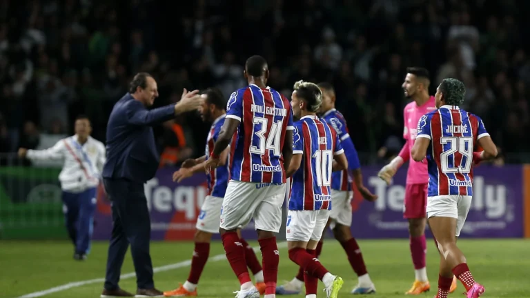 Rogério Ceni e o Bahia: do ápice à pressão na estreia contra o Coritiba em 2026 Rogério Ceni e o Bahia: do ápice à pressão na estreia contra o Coritiba em 2026