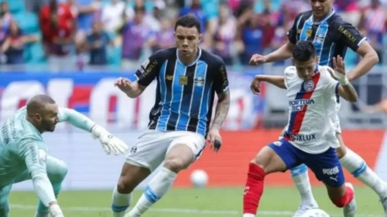 Bahia e Grêmio empatam em 1 a 1 na Arena Fonte Nova Bahia e Grêmio empatam em 1 a 1 na Arena Fonte Nova
