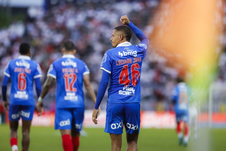 Análise: Bahia Resiste e Conquista Empate Fora de Casa com São Paulo em Jogo Tenso
