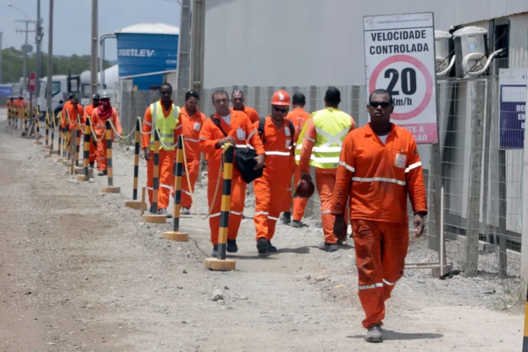 Bahia apresenta 3.005.986 empregos ativos em 2025, impulsionando a economia local