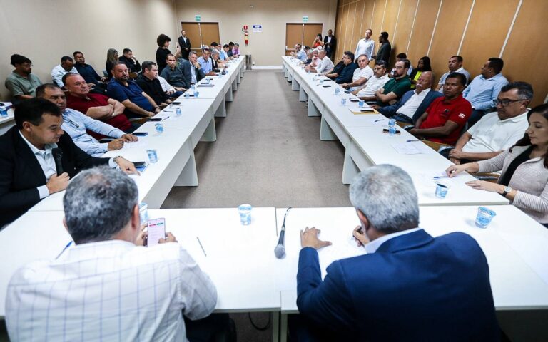 Jerônimo Rodrigues Amplia Apoio na Bahia com Mais de 350 Prefeitos
