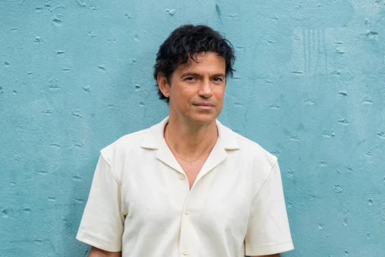 Jorge Vercillo Brilha em Jantar do Bem: Uma Noite de Solidariedade na Bahia