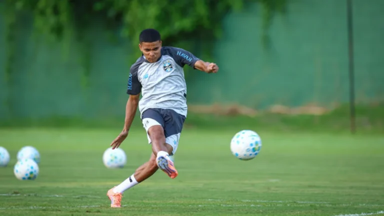 Grêmio inicia preparação para duelo contra o Bahia