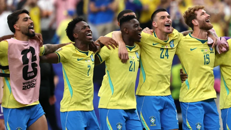 Economista Alemão 'Guru das Copas' Erra Previsão e Brasil Elimina Japão na Copa do Mundo