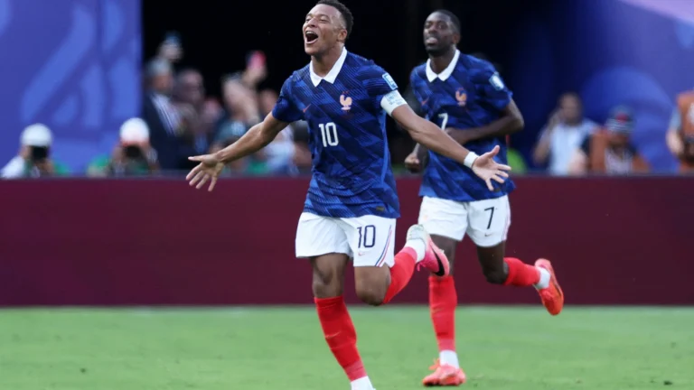 Mbappé se torna maior artilheiro em mata-matas da Copa, superando Leônidas e Ronaldo Mbappé se torna maior artilheiro em mata-matas da Copa, superando Leônidas e Ronaldo