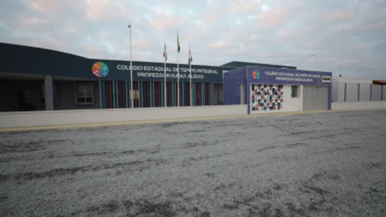 Bahia pela Paz: Irajuba inaugura escola de tempo integral com R$ 25,4 milhões em investimento Bahia pela Paz: Irajuba inaugura escola de tempo integral com R$ 25,4 milhões em investimento