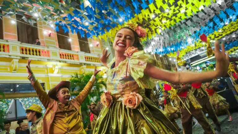 Arraiá da Prefs inaugura festa junina no Centro Histórico com forró e cultura nordestina Arraiá da Prefs inaugura festa junina no Centro Histórico com forró e cultura nordestina