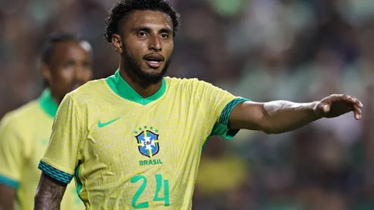 Wesley é cortado da Copa por lesão grau 3; Ancelotti convoca Éderson para reforçar meio-campo Wesley é cortado da Copa por lesão grau 3; Ancelotti convoca Éderson para reforçar meio-campo