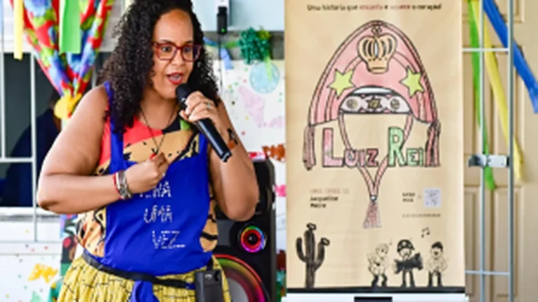 Professora leva história de Luiz Gonzaga aos alunos da rede municipal em Canabrava Professora leva história de Luiz Gonzaga aos alunos da rede municipal em Canabrava