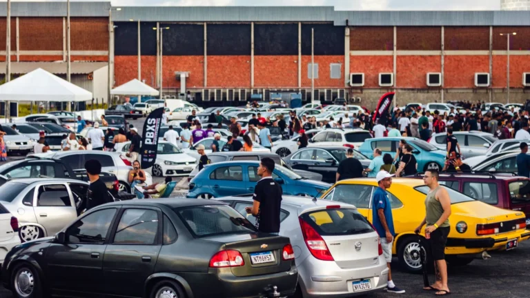 6ª Edição do Autoshow em Lauro de Freitas Reúne Paixão por Carros e Famílias 6ª Edição do Autoshow em Lauro de Freitas Reúne Paixão por Carros e Famílias