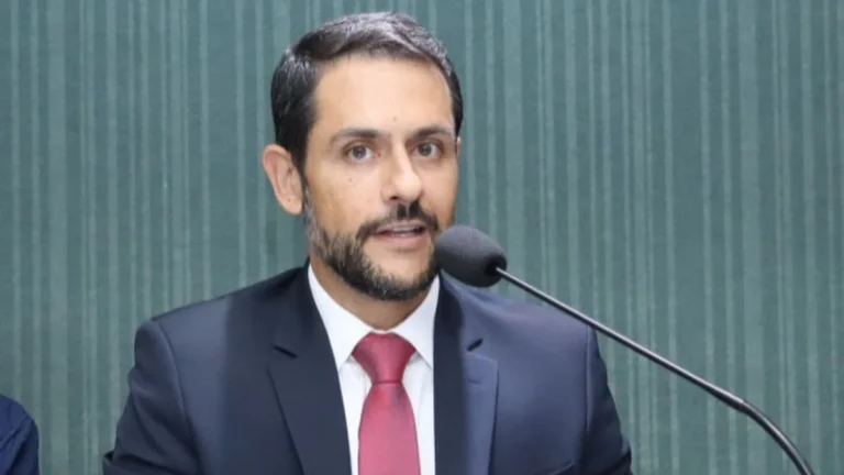 VLT em Salvador: 5 benefícios para turismo e economia local segundo João Cláudio Bacelar VLT em Salvador: 5 benefícios para turismo e economia local segundo João Cláudio Bacelar