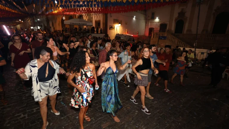 São João no Santo Antônio Além do Carmo impulsiona economia local e gera renda em Salvador