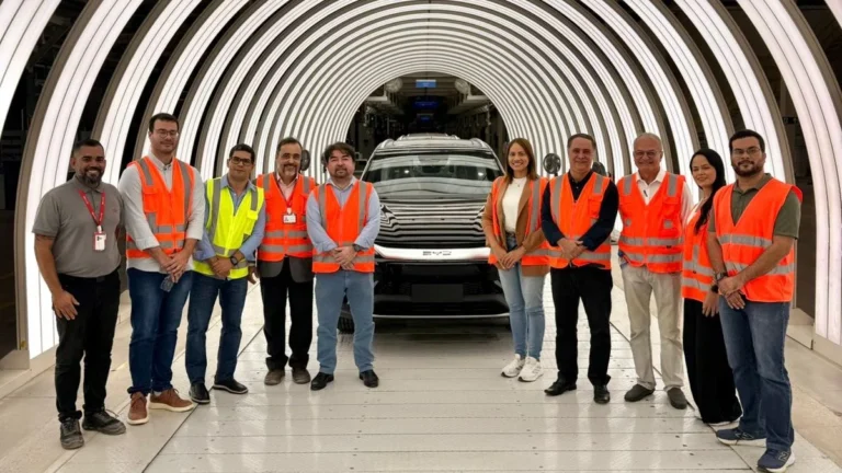 Estudo Revela Impactos Econômicos da BYD na Bahia com Análise do Observatório da Indústria Estudo Revela Impactos Econômicos da BYD na Bahia com Análise do Observatório da Indústria