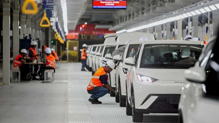 BYD alcança 100 mil veículos produzidos na Bahia e confirma lançamento da picape Mako BYD alcança 100 mil veículos produzidos na Bahia e confirma lançamento da picape Mako