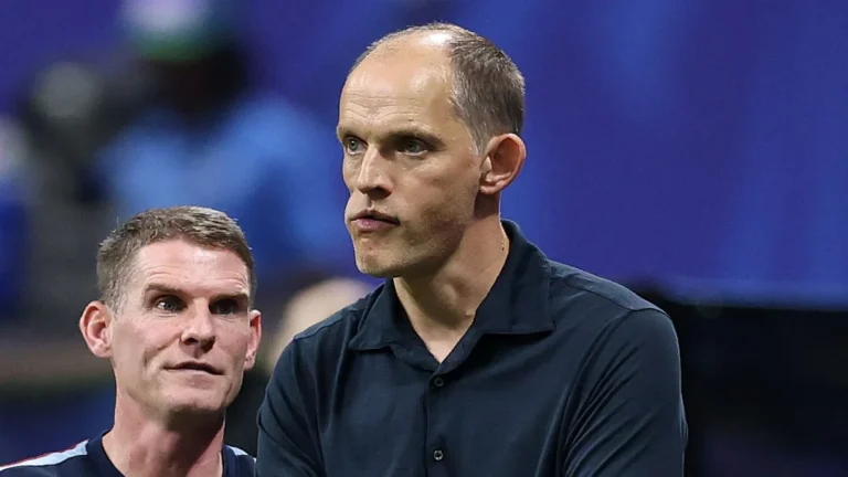 Lendas da Inglaterra criticam táticas defensivas de Tuchel após derrota dolorosa para a Argentina Lendas da Inglaterra criticam táticas defensivas de Tuchel após derrota dolorosa para a Argentina