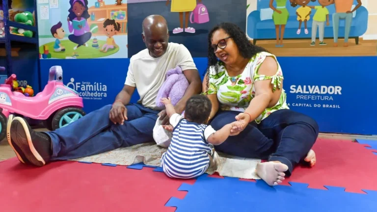 Fundação Cidade Mãe amplia cadastro de famílias acolhedoras em Salvador Fundação Cidade Mãe amplia cadastro de famílias acolhedoras em Salvador