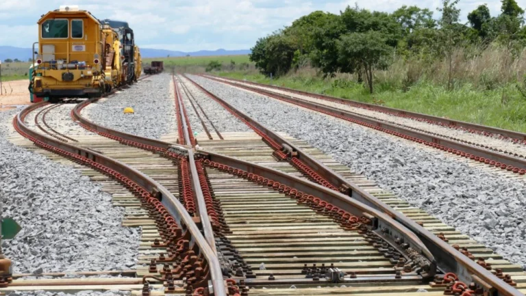 FCA: Prorrogação do Contrato Garante Investimentos Estratégicos no Corredor Minas-Bahia FCA: Prorrogação do Contrato Garante Investimentos Estratégicos no Corredor Minas-Bahia